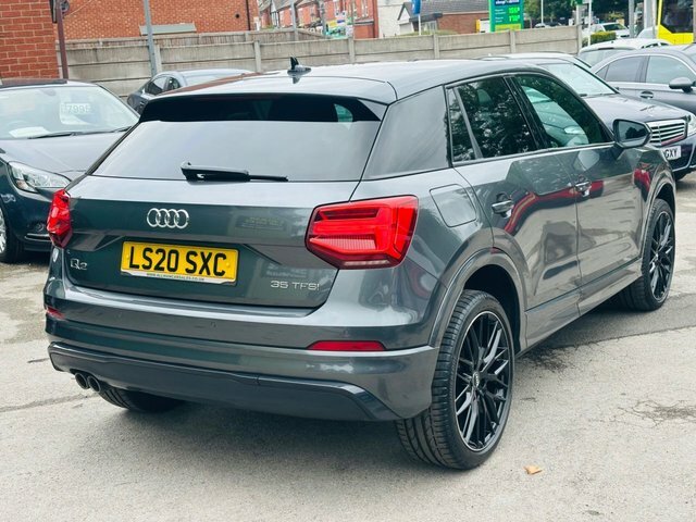 Audi Q2 1.5 Tfsi Cod 35 Black Edition Suv S Tro Black #4