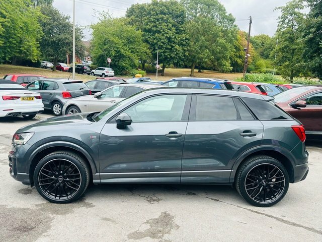Audi Q2 1.5 Tfsi Cod 35 Black Edition Suv S Tro Black #6
