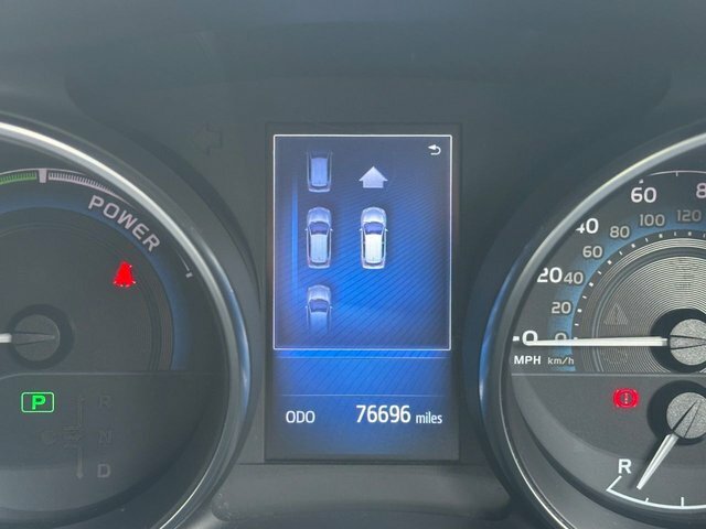 Toyota Auris Excel Red #10