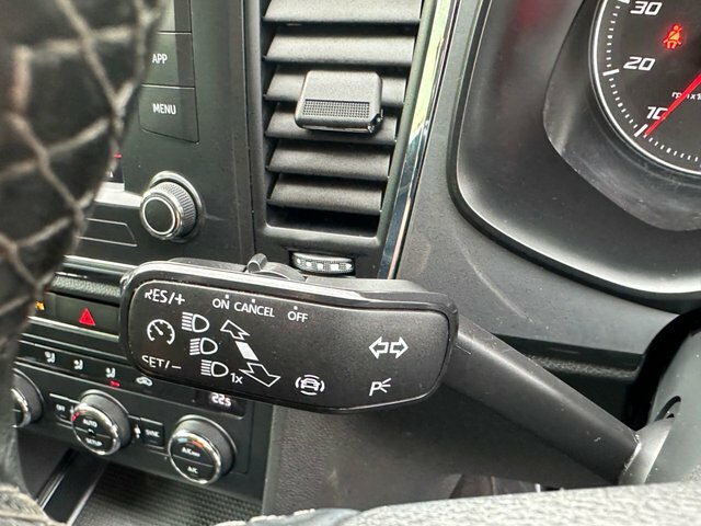 Seat Ateca Suv 1.6 Tdi 115Ps Xcellence Lux 5-Dr Grey #25