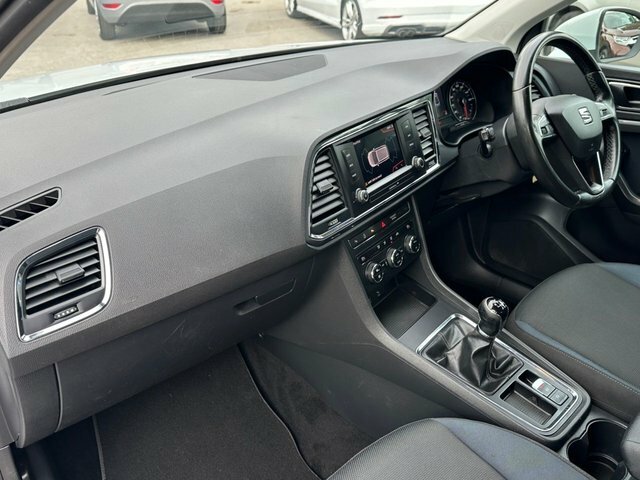 Seat Ateca Suv 1.6 Tdi 115Ps Xcellence Lux 5-Dr Grey #8