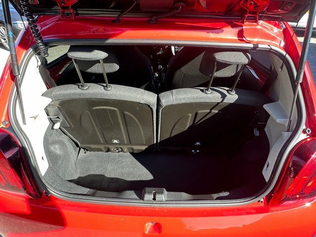 Peugeot 108 108 Active Red #43