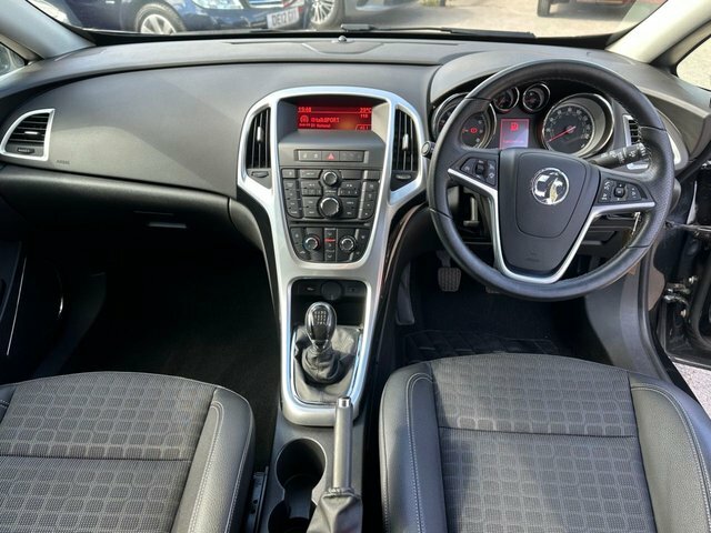 Vauxhall Astra GTC 1.4I Turbo Sri Coupe Euro 6 Ss Black #2