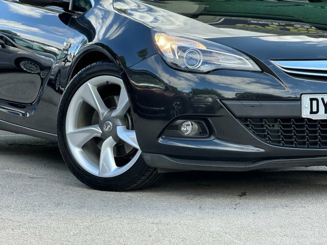 Vauxhall Astra GTC Black #10