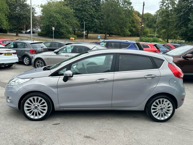 Ford Fiesta 1.4 Titanium Hatchback 130 Gkm Silver #5