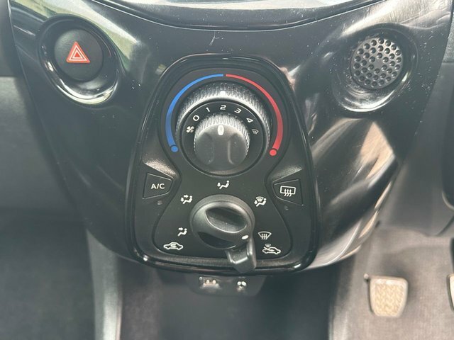 Citroen C1 1.2 Puretech Flair Euro 6 Grey #16