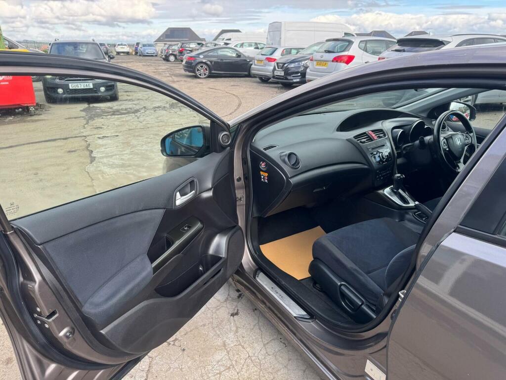 Honda Civic I-dtec Ex 5-Door Grey #35