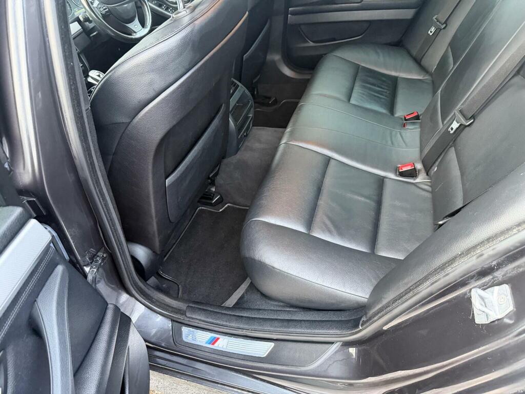 BMW 5 Series Estate 2.0 Grey #24