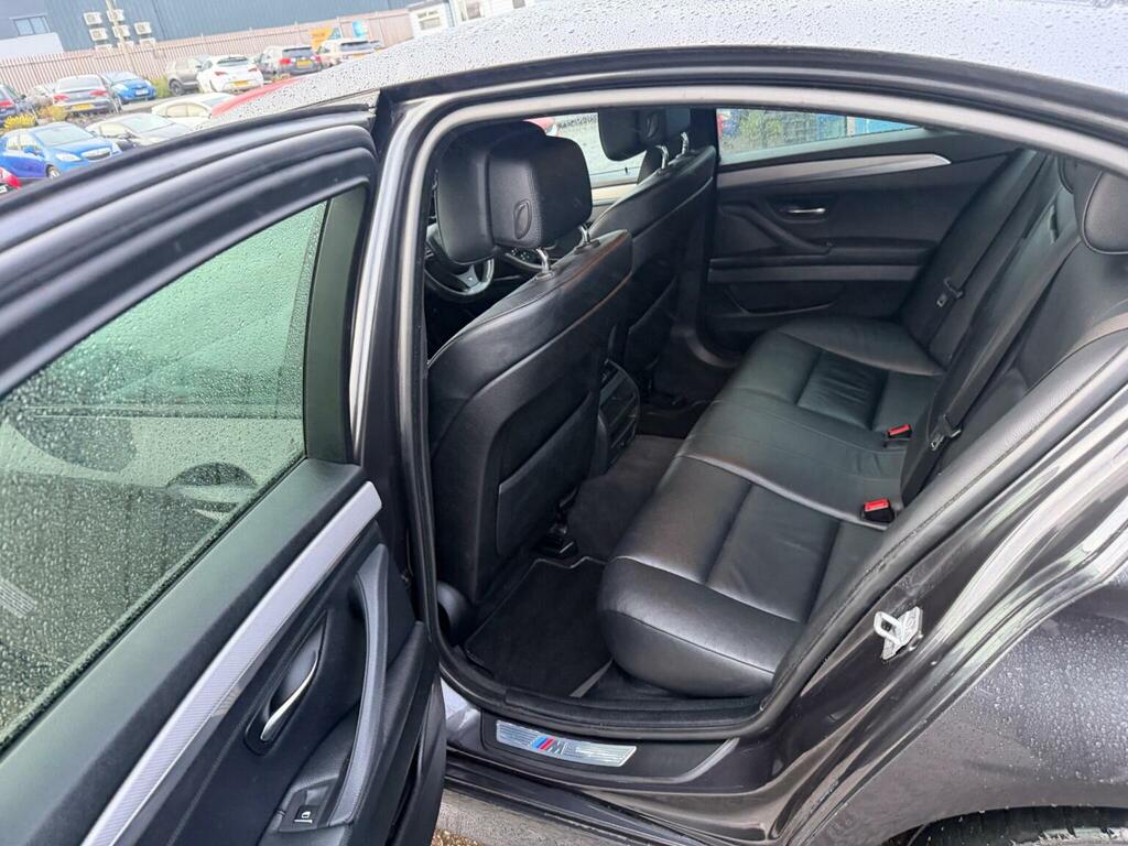 BMW 5 Series Estate 2.0 Grey #23