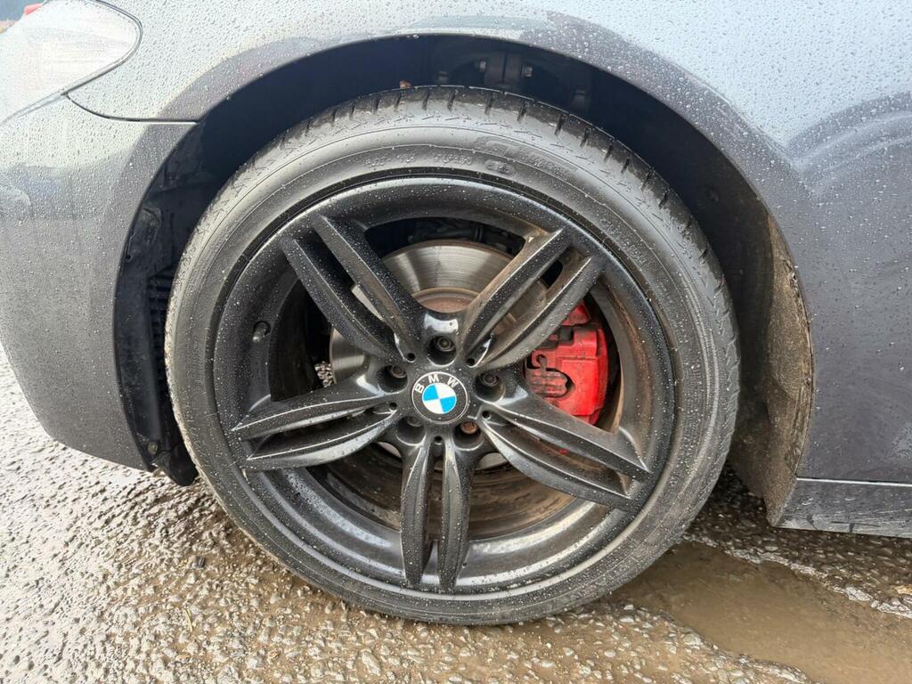 BMW 5 Series Estate 2.0 Grey #30