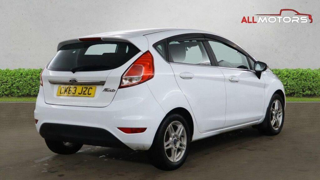 Ford Fiesta 1.25 Zetec Euro 5 White #4