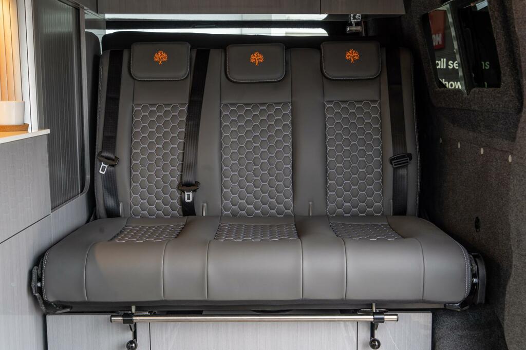 Volkswagen Campervan 2L Commerce Pro Grey #13