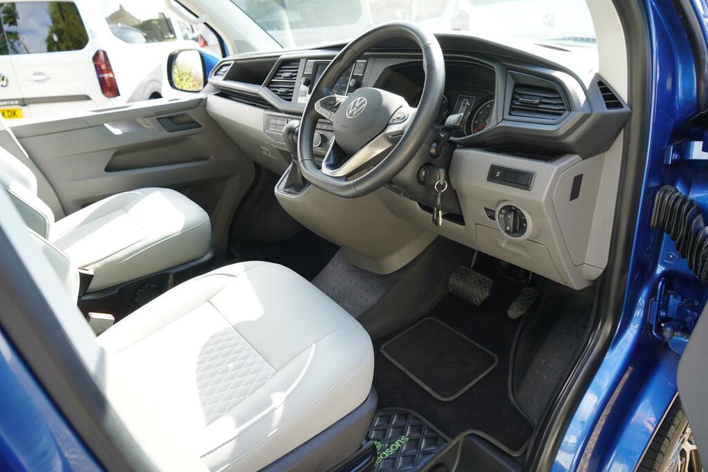 Volkswagen Campervan 2L Startline White #14