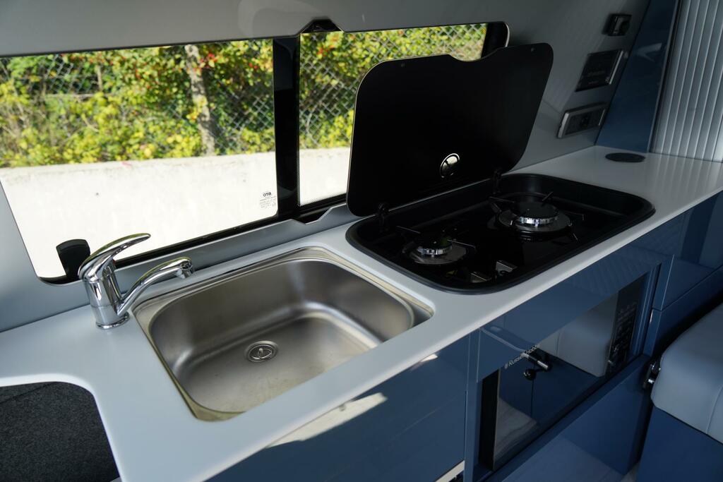 Volkswagen Campervan 2L Startline White #28