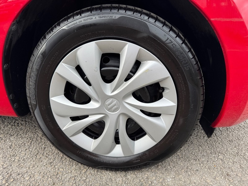 Suzuki Swift Attitude Dualjet 1.2 Red #27