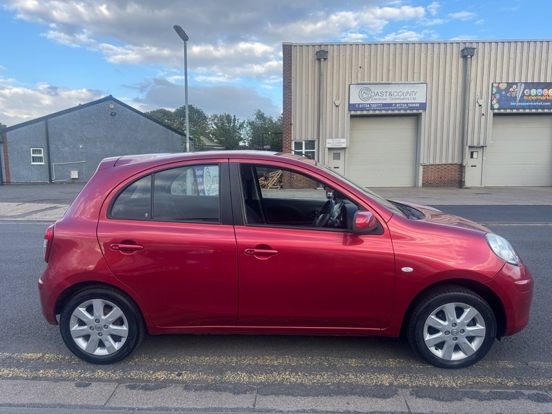 Nissan Micra Acenta Red #4