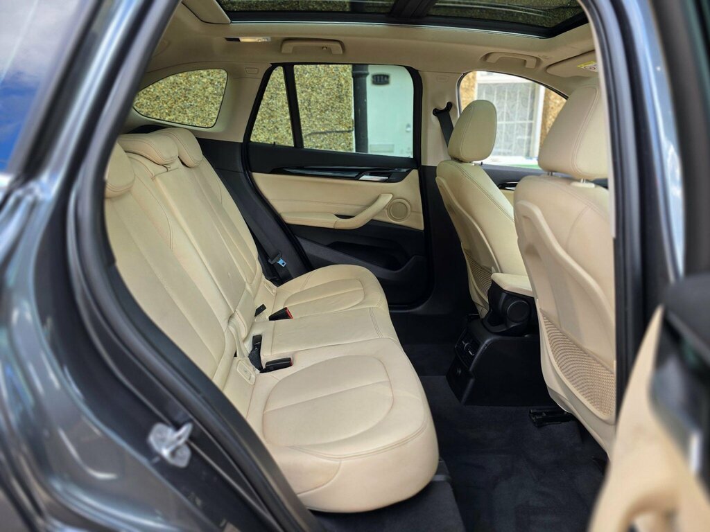 BMW X1 Xdrive20d M Sport Silver #35