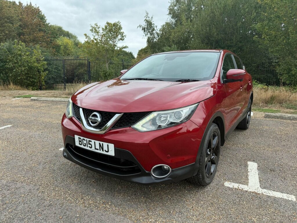 Nissan Qashqai 1.2 Dig-t N-tec 2Wd Euro 6 Ss Red
