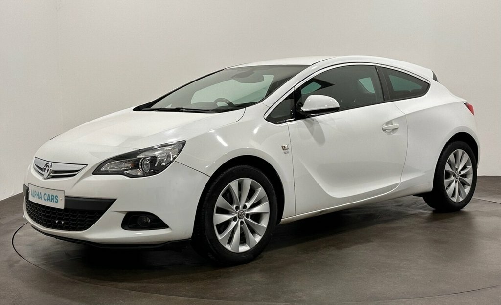 Vauxhall Astra GTC Coupe White #2