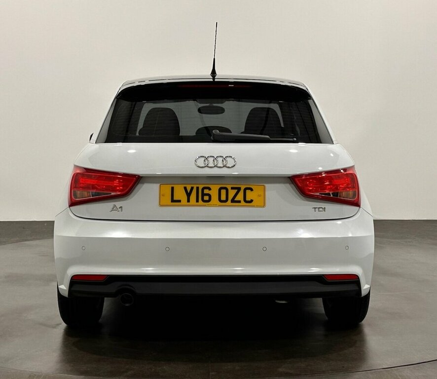 Audi A1 Hatchback LY16OZC White #5