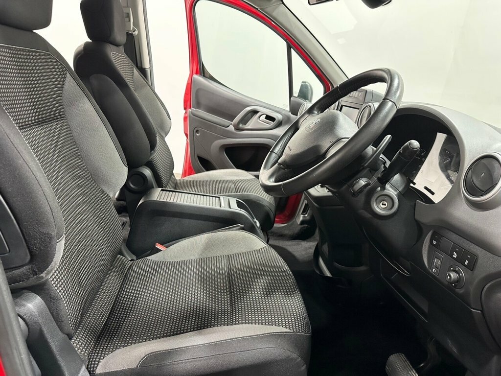 Peugeot Partner Tepee Blue Hdi Ss Tepee Active Black #8