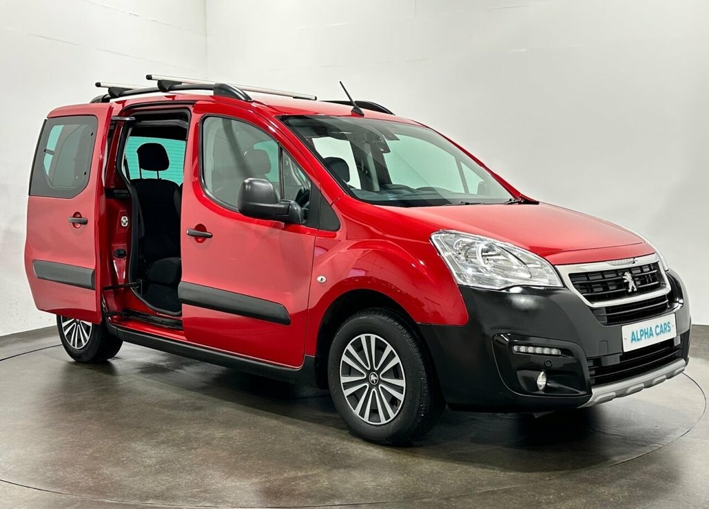 Peugeot Partner Tepee 1.6L Outdoor Red