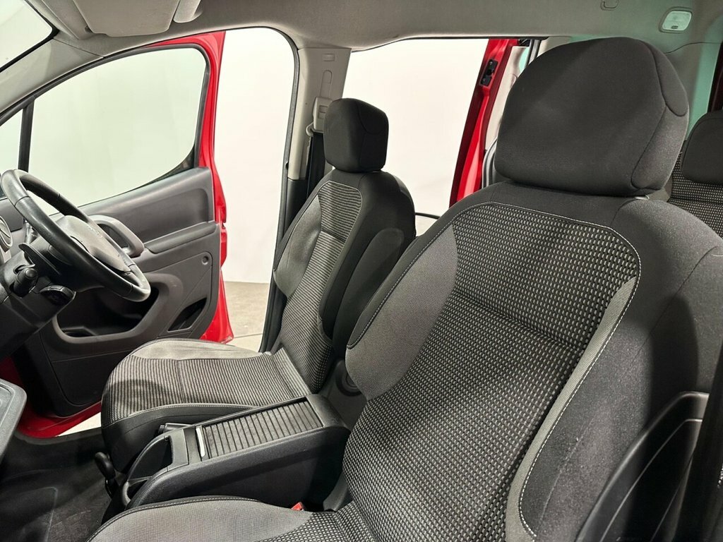 Peugeot Partner Tepee Blue Hdi Ss Tepee Active Black #20