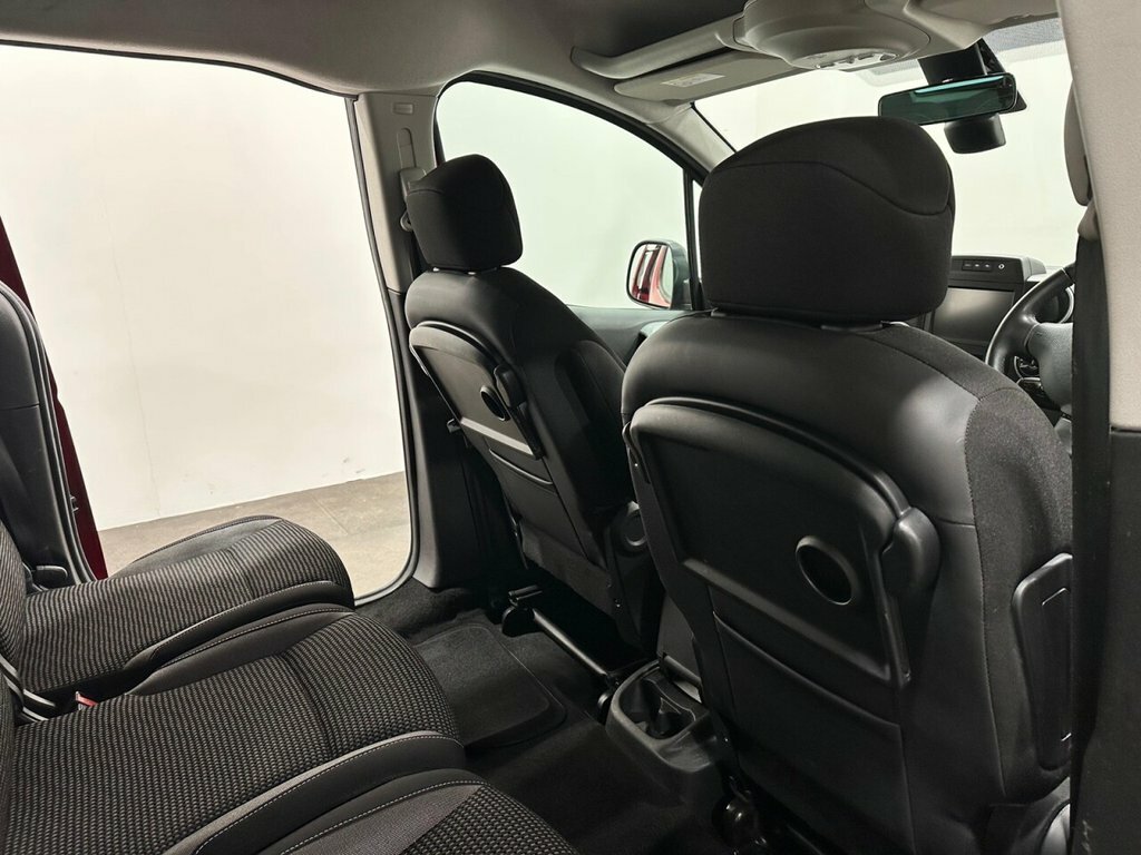 Peugeot Partner Tepee Blue Hdi Ss Tepee Active Black #18