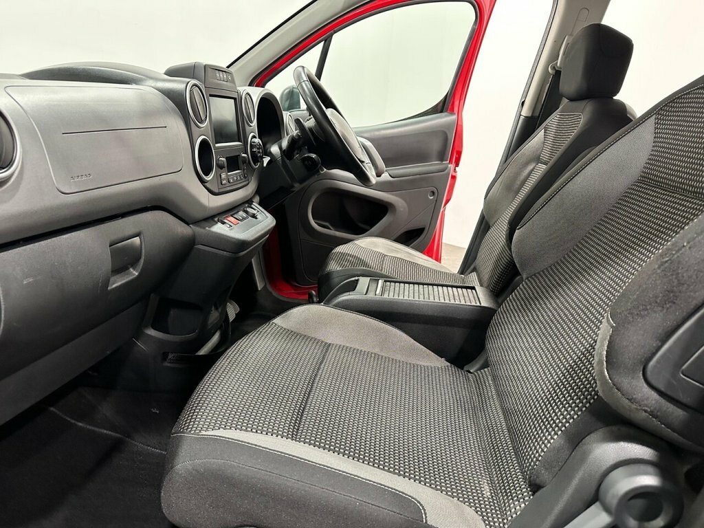 Peugeot Partner Tepee Blue Hdi Ss Tepee Active Black #16