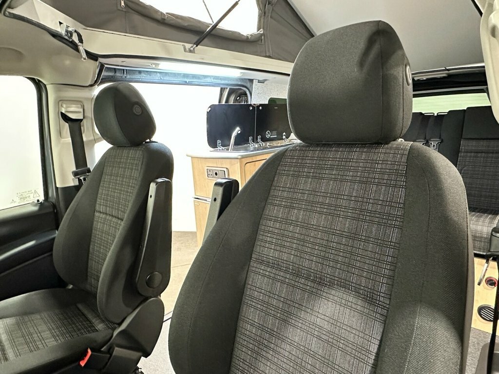 Mercedes-Benz Vito 2.1L Null White #16