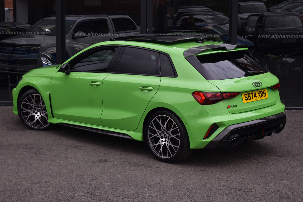 Audi RS3 2.5 Tfsi Carbon Vorsprung Sportback S T Green #2