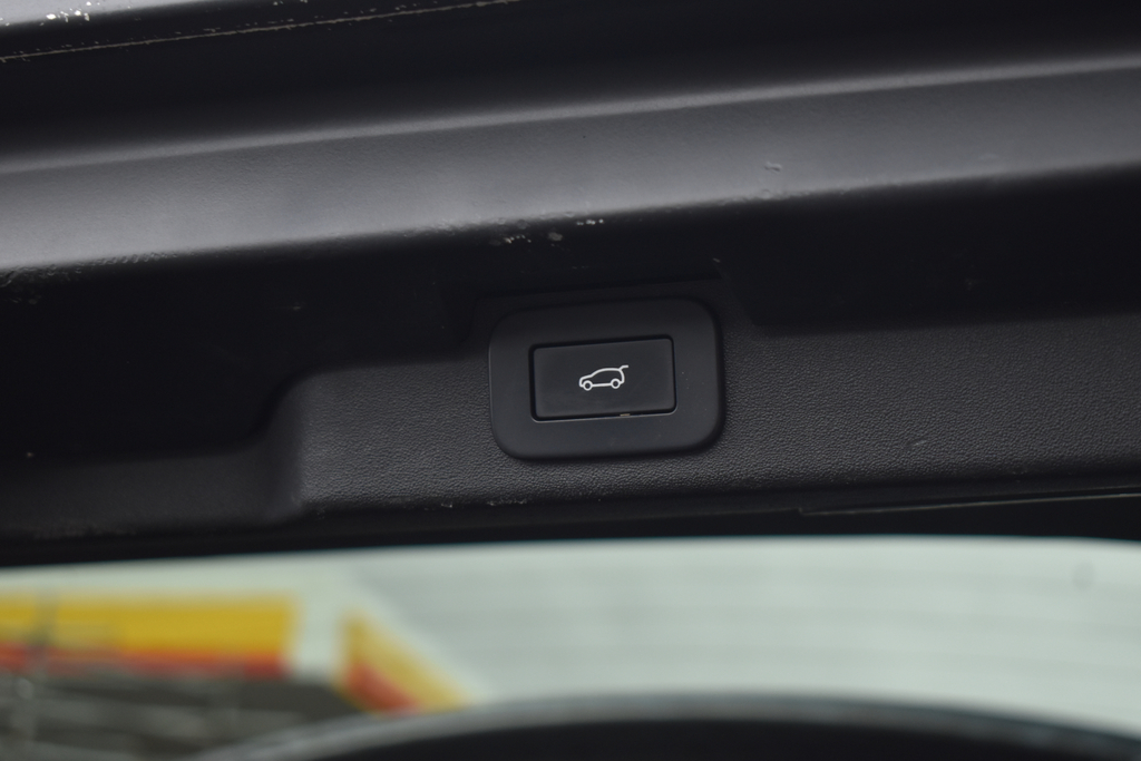 Land Rover Discovery Rdynamic Se D M Brown #32