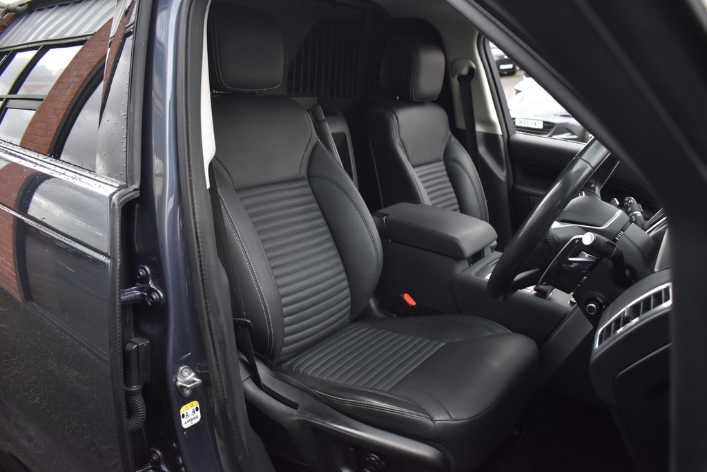 Land Rover Discovery Rdynamic Se D M Brown #7