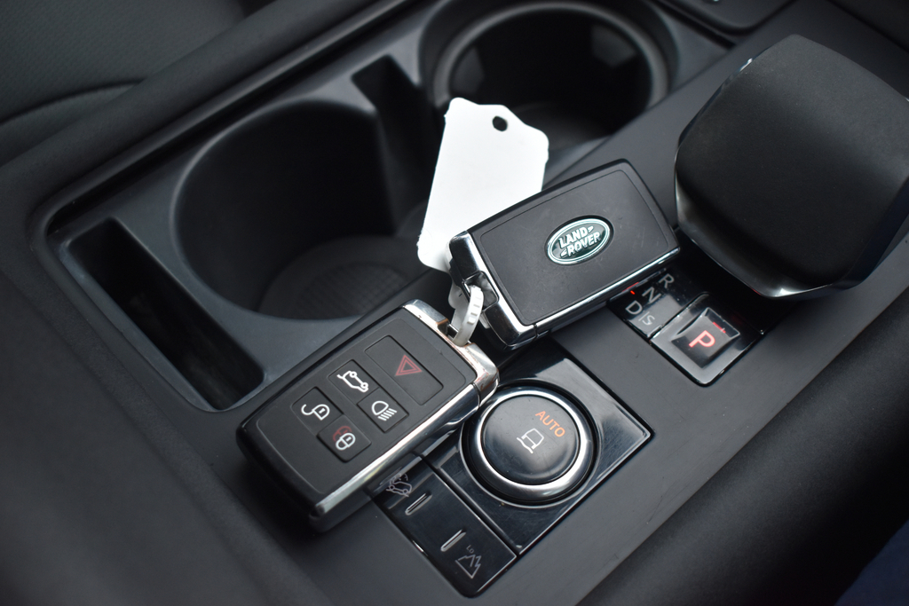 Land Rover Discovery Rdynamic Se D M Brown #54