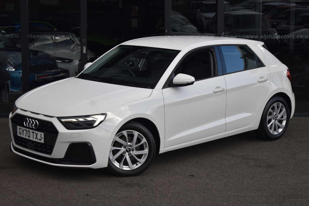 Audi A1 1.0 Tfsi 30 Sport Sportback Euro White #4