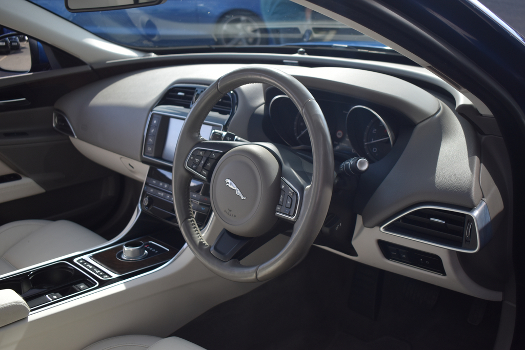 Jaguar XE Saloon R Red #16