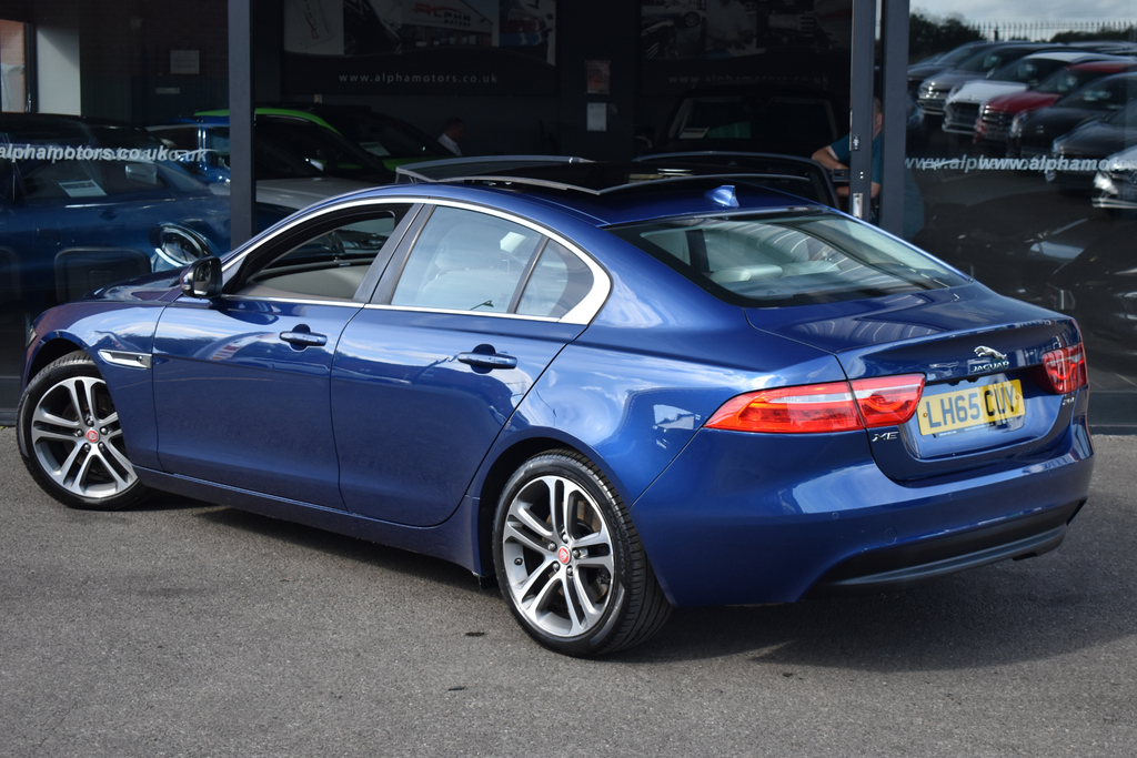 Jaguar XE 2.0 Gtdi Prestige Saloon Euro 6 S Blue #2