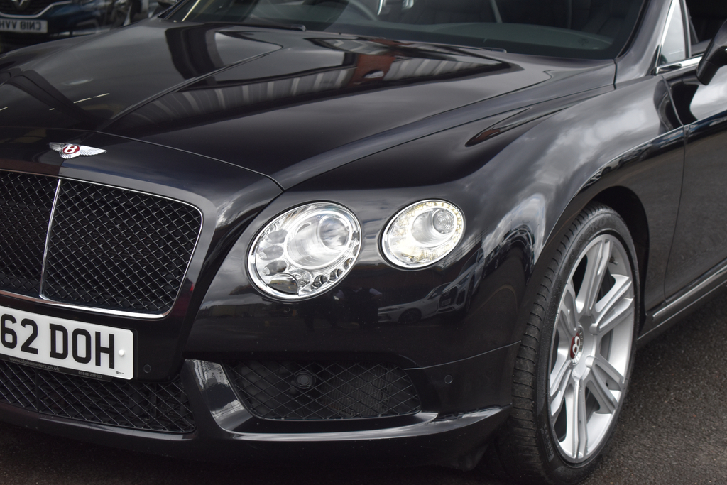 Bentley Continental Gt 4.0 V8 Gt Coupe 4Wd Euro 5 507 Ps 