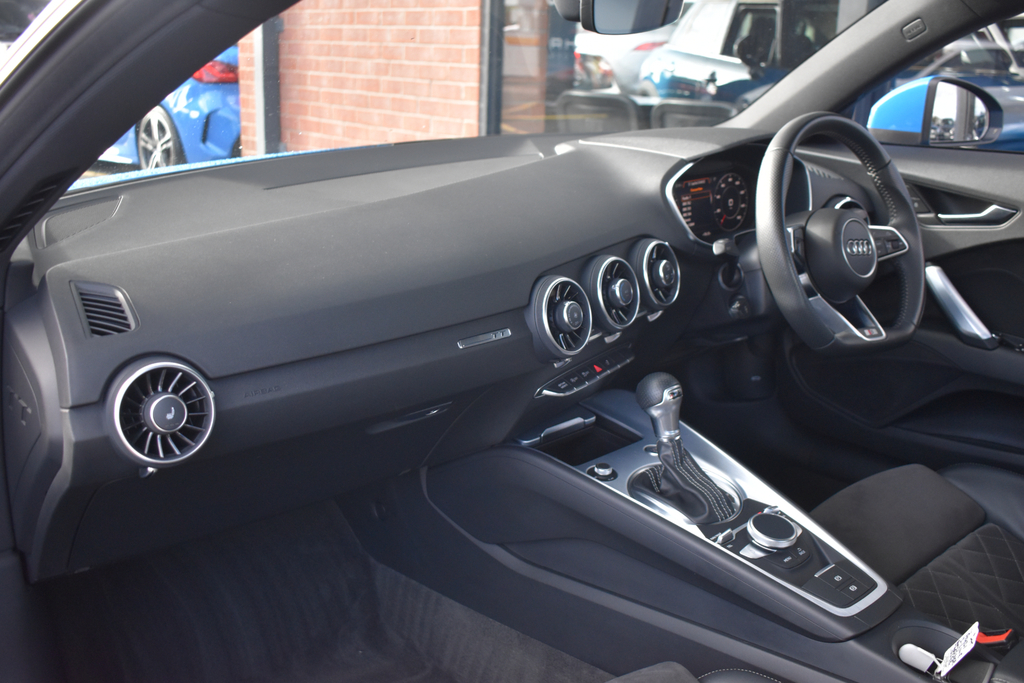 Audi TT 40 Tfsi Vorsprung S Tronic Black #23