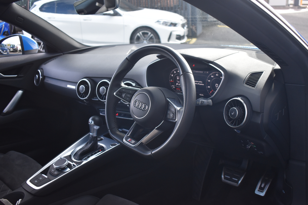 Audi TT 40 Tfsi Vorsprung S Tronic Black #16