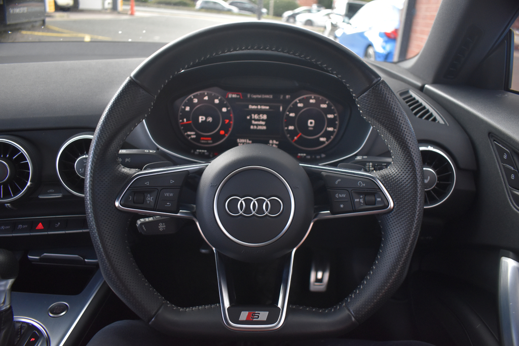 Audi TT 40 Tfsi Vorsprung S Tronic Black #35