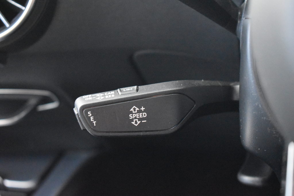 Audi TT 40 Tfsi Vorsprung S Tronic Black #40