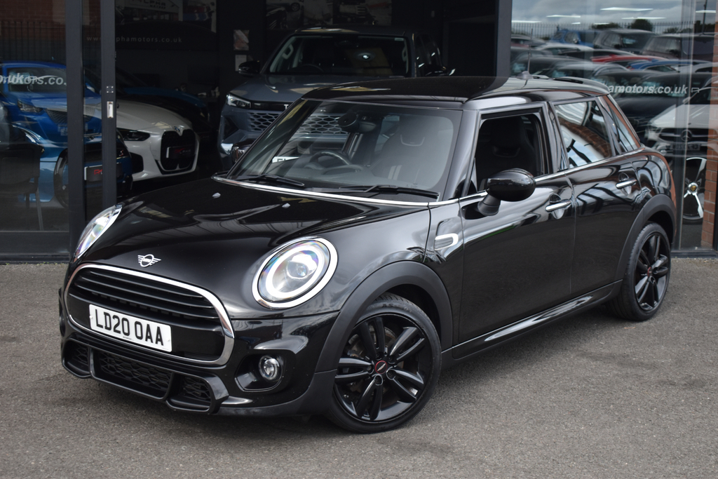 Mini Hatch 1.5 Cooper Sport Hatchback Steptronic E Black #4