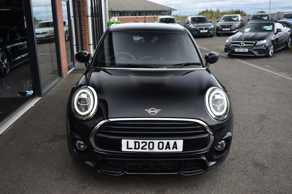 Mini Hatch 1.5 Cooper Sport Hatchback Steptronic E Black #3