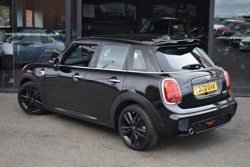 Mini Hatch 1.5 Cooper Sport Hatchback Steptronic E Black #2