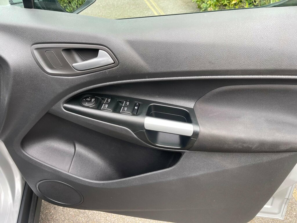 Ford Tourneo Connect Diesel #24
