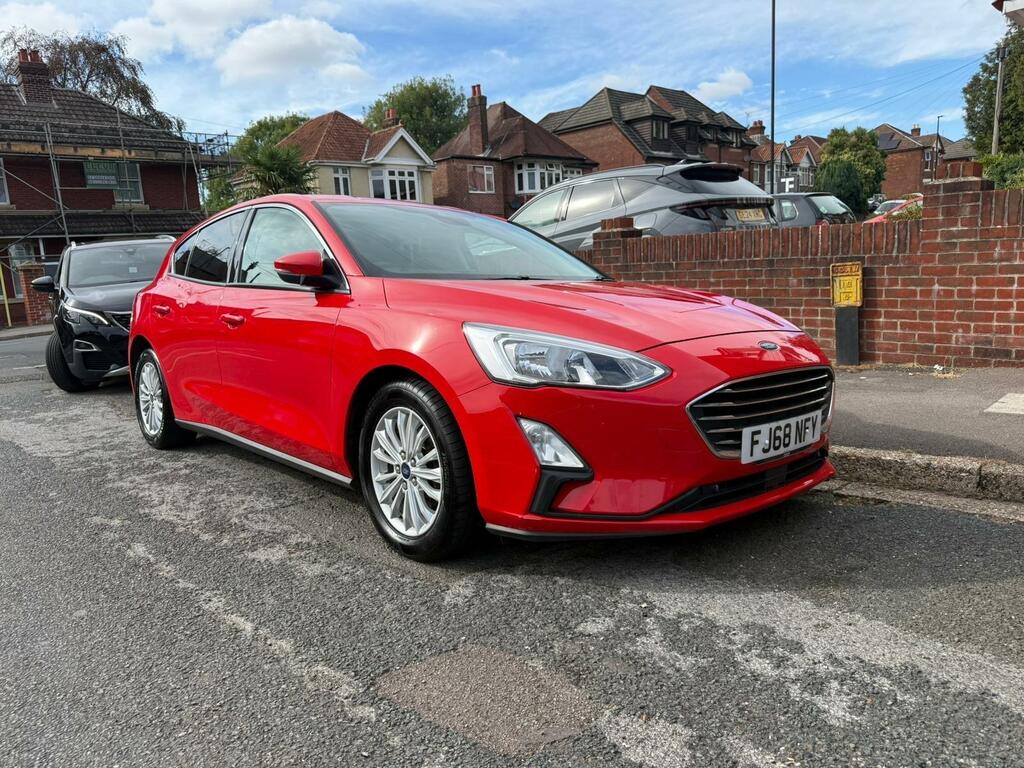 Ford Focus Titanium Red #5