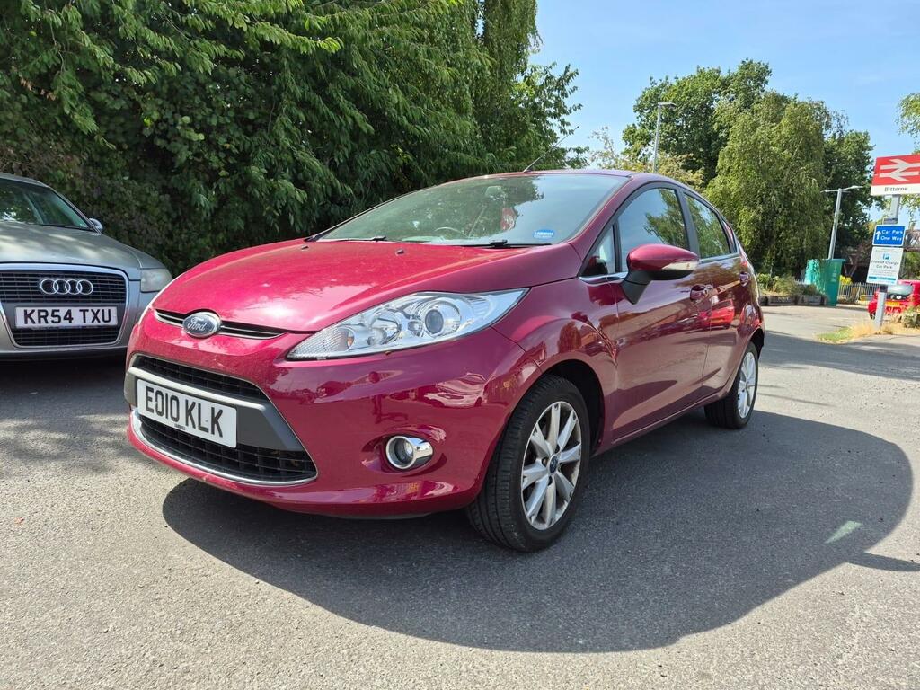Ford Fiesta 1.4 Zetec Red