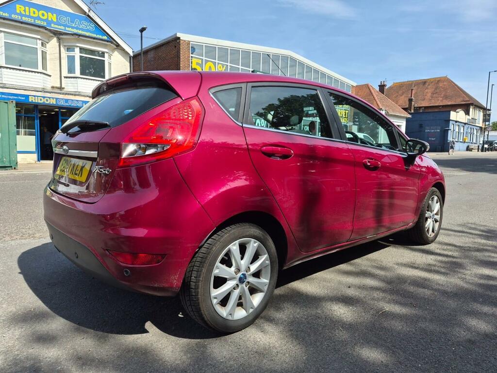 Ford Fiesta 1.4 Zetec Red #2