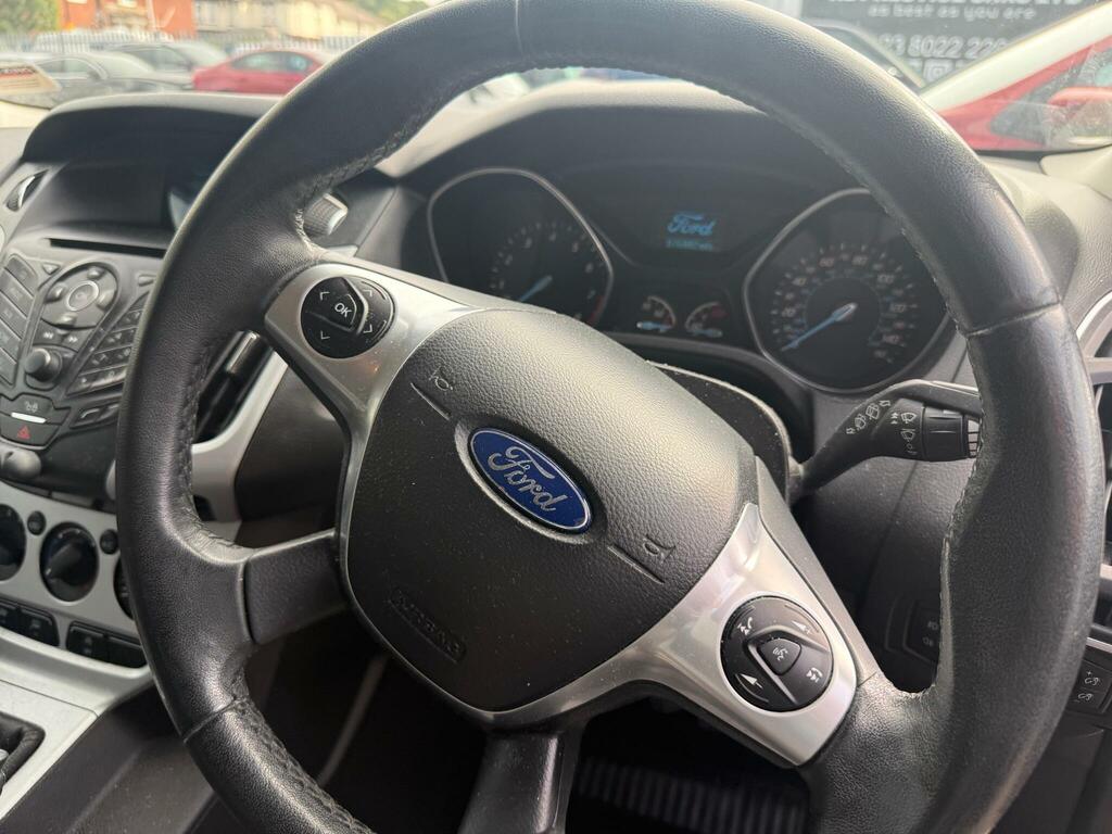Ford Focus Zetec S Black #6